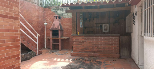 Imagen 14 de 18 de Casa En Venta Para Remodelar En Alto Prado