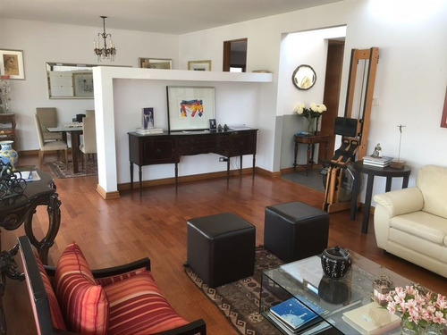 Imagen 6 de 14 de Casa En Venta De 4 Dorm. En Lo Barnechea / Camino Real