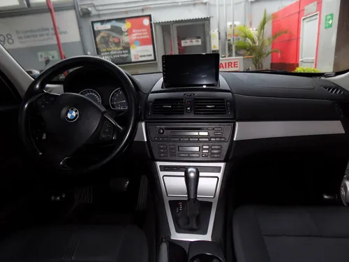 BMW X3 E83 2.5si