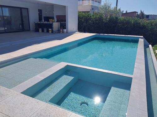Casa Naudir Laguna