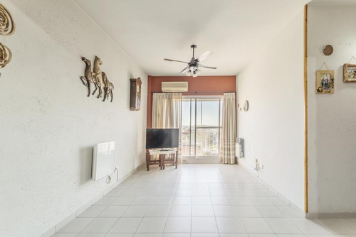 Imagen 2 de 20 de Venta Departamento 3 Amb 55 M2 Valentin Alsina