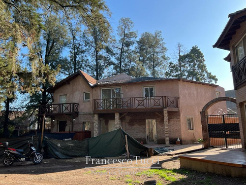 Casa En Venta En Barrio Cerrado En Ituzaingó