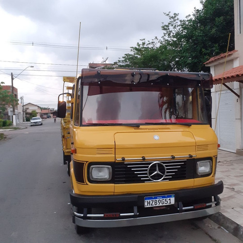 Mercedes 608 D