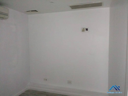 Imagem 6 de 12 de Loja - Lj00008 - 69281750