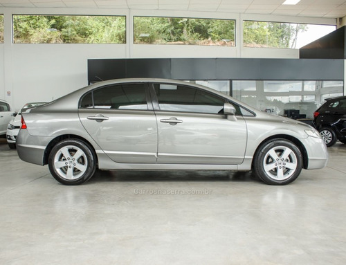 Honda Civic 1.8 LXS 16V FLEX 4P AUTOMÁTICO