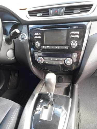 Imagen 11 de 15 de Nissan Xtrail Advance 3 Filas 2017