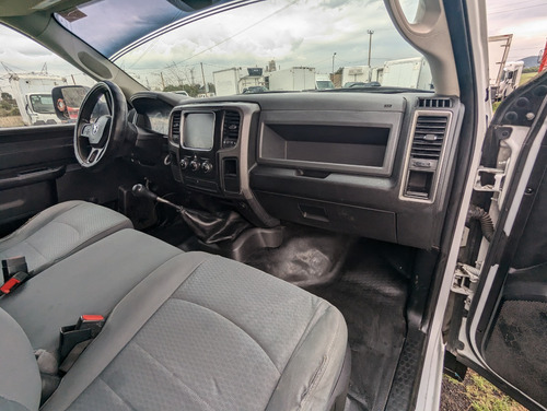 Ram 4000 Año 2018, Motor Hemi V8 A Gas L.p. Chasis Cabina