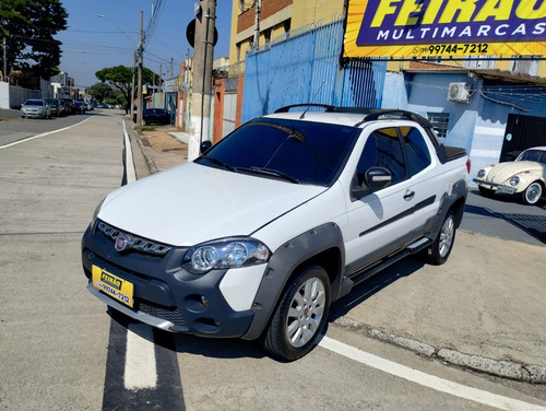 Fiat Strada 1.8 16v Adventure Cab. Dupla Flex 3p