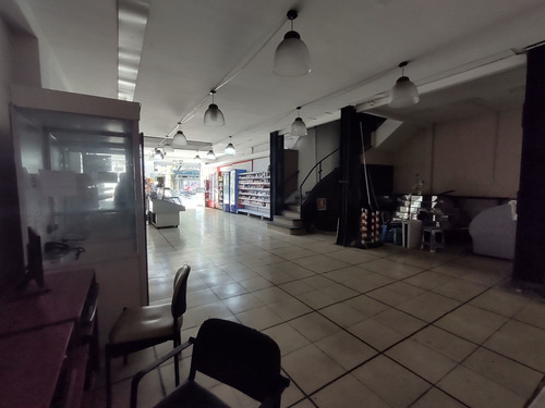Imagen 20 de 30 de Local En Excelente Ubicación A Mts Del Congreso