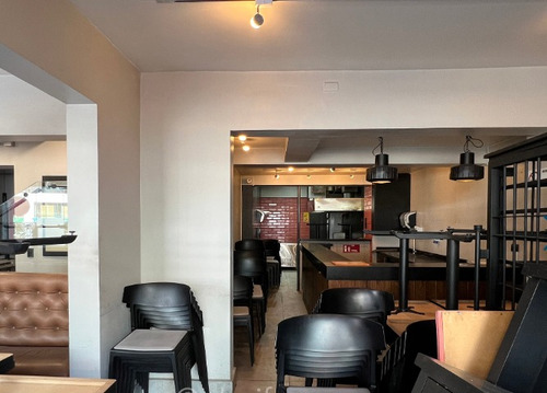Excelente Local Comercial Para Rubro Gastronómico En Arriend