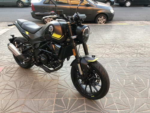 Benelli Leoncino 250