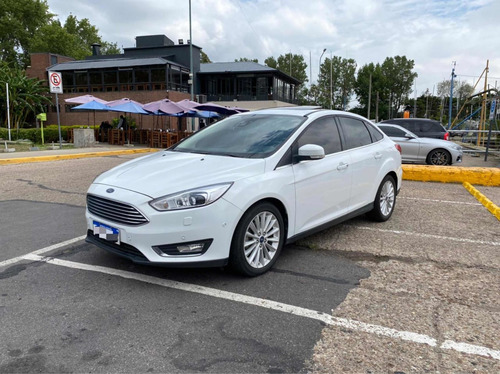 Ford Focus Iii 2.0 Sedan Titanium At6 2017