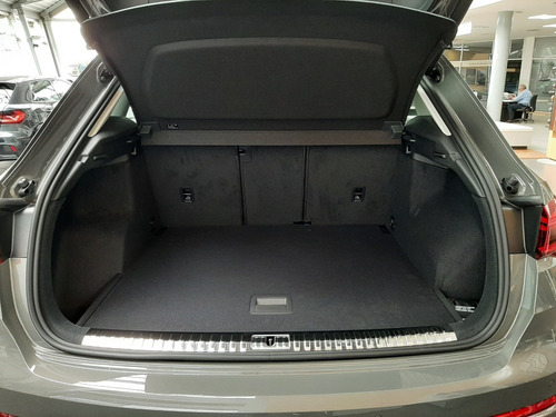 Audi Q3 40 Tfsi 2.0 180cv Quatrto Stronic 2021