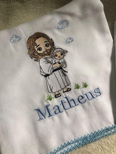 Fralda De Passeio Bordada Com Picueta - Jesus Ovelhas