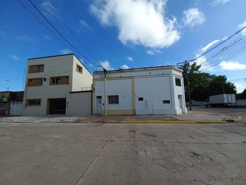 Imagen 17 de 19 de Venta Departamento Planta Alta - Pilar