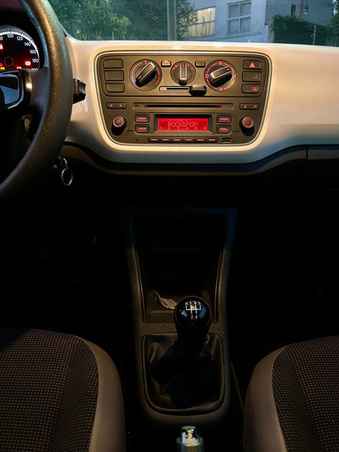 Volkswagen Up! 1.0 High Up! 75cv