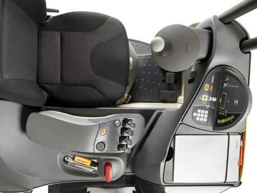 Autoelevador Elevador Retráctil Crown Esr5200 8.4mts 2013