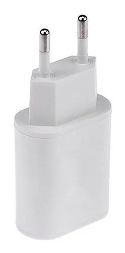 Transformador Con Salida Usb - Calidad Unilux Blanco