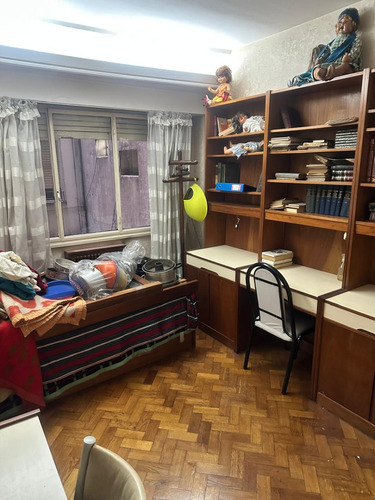 Departamento 4 Ambientes C/dependencia Frente - Balcon