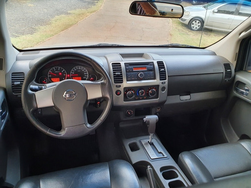Imagem 5 de 8 de Nissan Frontier 2.5 Sv Attack Cab. Dupla 4x4 Aut. 2015