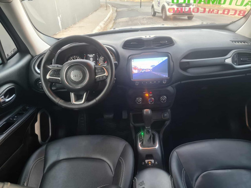 Jeep Renegade 1.8 Flex Aut. 5p