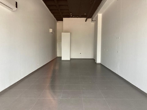 Imagen 3 de 6 de Local Comercial En Renta En Gómez Morín