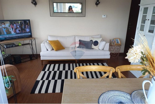 Oportunidad En Condominio Los Conquistadores