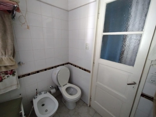 Casa 4 Dormitorios Con Departamento Cerro De Las Rosas Zona Norte