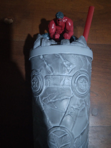 Vaso Coleccionable Cines Hoyts Cinemark Capitán América 2025 Gris Oscuro