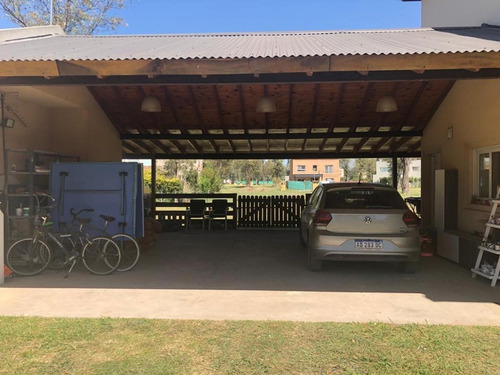 Excelente Casa Barrio Cerrado Alvarez Del Bosque