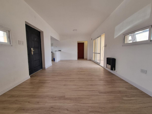 Imagen 6 de 20 de Venta- Casa A Estrenar En Sector A - Dos Dormitorios- Pileta (tierra De Sueños 3, Roldan)