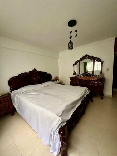 Venta De Apartamento Jardines Del Sur, Avenida Independencia