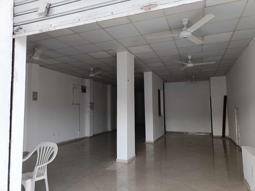 Se Arrienda Local Comercial En Excelente Ubicación