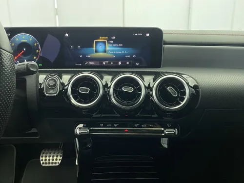 Mercedes-Benz Clase CLA 180 1.3 Amg Line