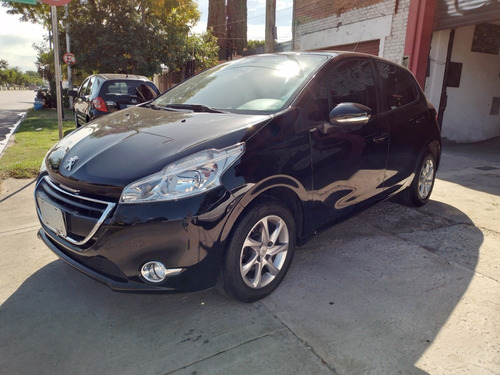 Peugeot 208 1.5 Allure Touchscreen