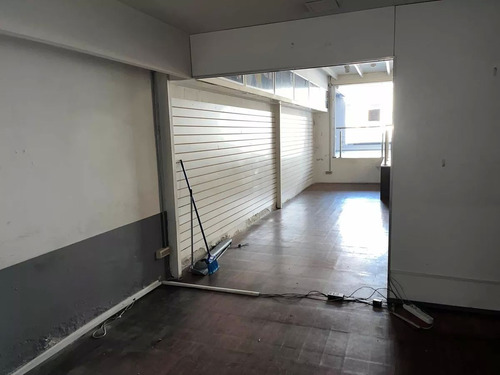 Imagen 6 de 11 de Local Comercial Arenal Grande Cordón Excelente Estado
