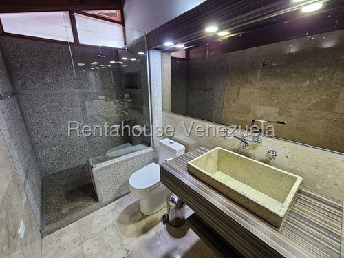 Agp Moderna Casa En Venta En Lomas De Chuao, Con Hermosa Áreas Sociales 25-21600 Ys