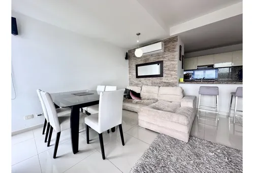 Zona Norte - Venta De Apartamento En Barceloneta.