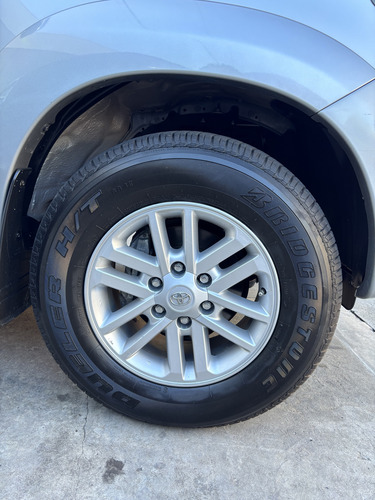Toyota Hilux Pick-up 3.0 Cd Srv Cuero 4x4 5at - A4