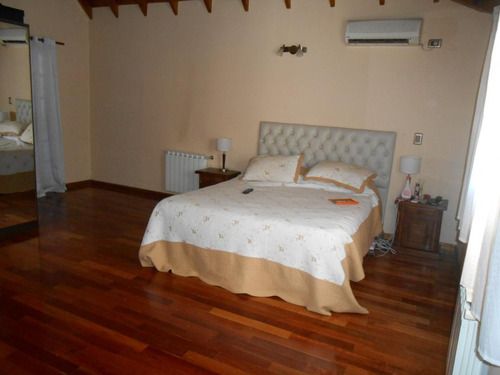 Imagen 4 de 7 de Casa - Barrio Parque Leloir