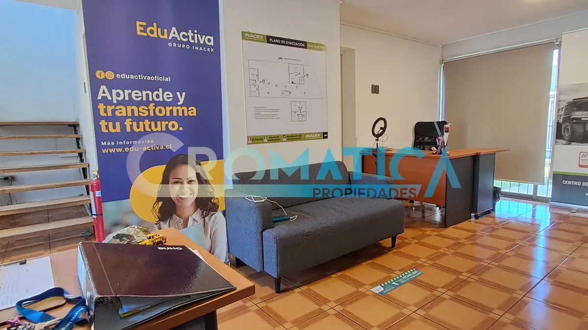 Imagen 2 de 27 de Arriendo Amplia Casa Con Uso Comercial, Centro De Rancagua