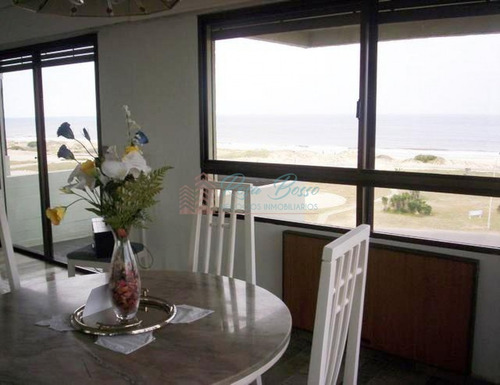 Apartamento En Brava, 3 Dormitorios *- Ref: 1938
