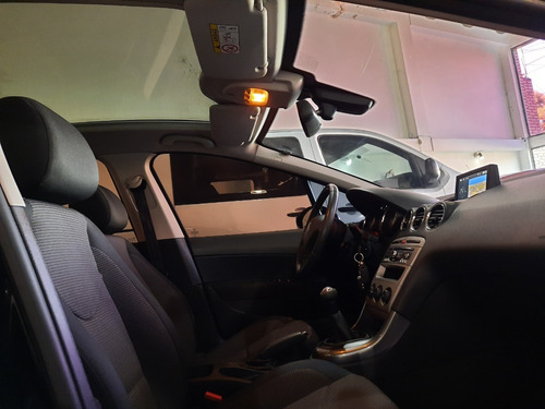 Peugeot 308 1.6 Hdi Allure Nav. 2015