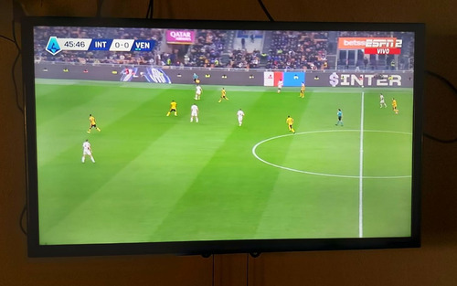 Smart Tv De 32 Samsung Un32j4300 Con Pantalla Led | Usada (Usado)