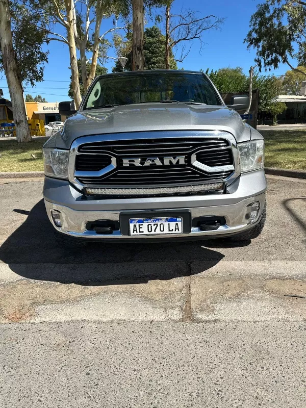 Dodge 1500 Laramie