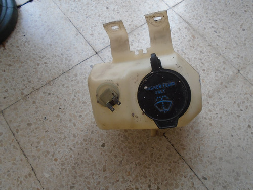 Vendo Tanque De Wiper De Jeep Cherokee, 1994, # 55154603