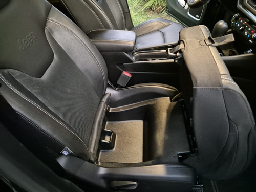 Jeep Compass 1.3 T270 Longitude Plus At6