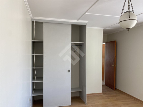Casa En Venta De 4 Dorm. En Quilpué