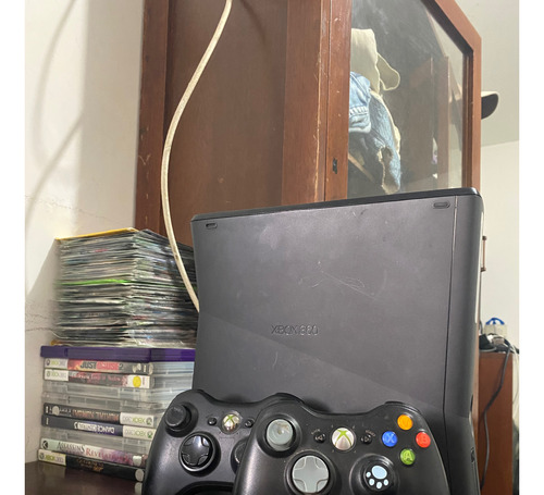 Xbox 360, 250 Gigas, Original.