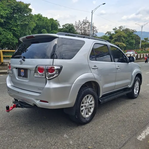 Toyota Fortuner 2.7l 4x4